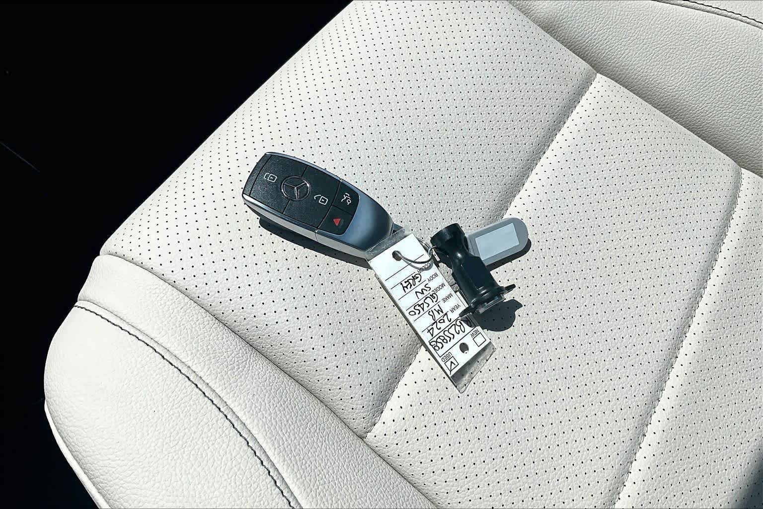 Used 2024 Selenite Grey Metallic Mercedes-Benz GLS 450 image 15
