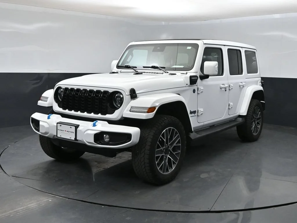 Used 2024 White Jeep High Altitude 4xe image 5