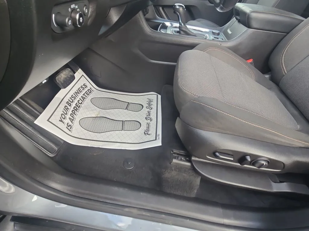 Used 2019 Satin Steel Metallic Chevrolet LT Cloth image 28