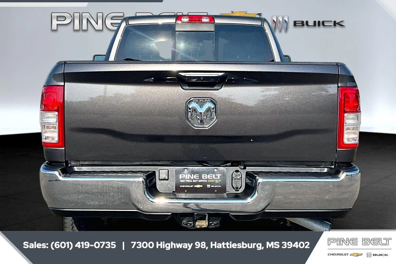 Used 2023 Granite Crystal Metallic Clearcoat Ram Tradesman image 4