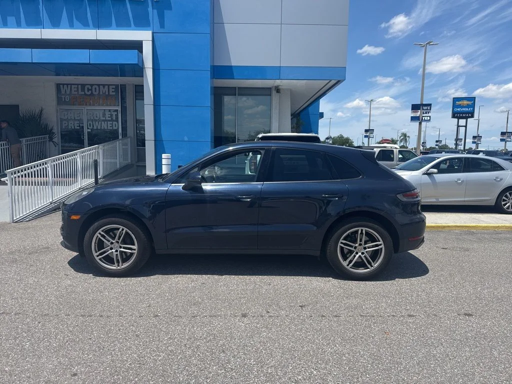 2019 Porsche Macan -'s photo