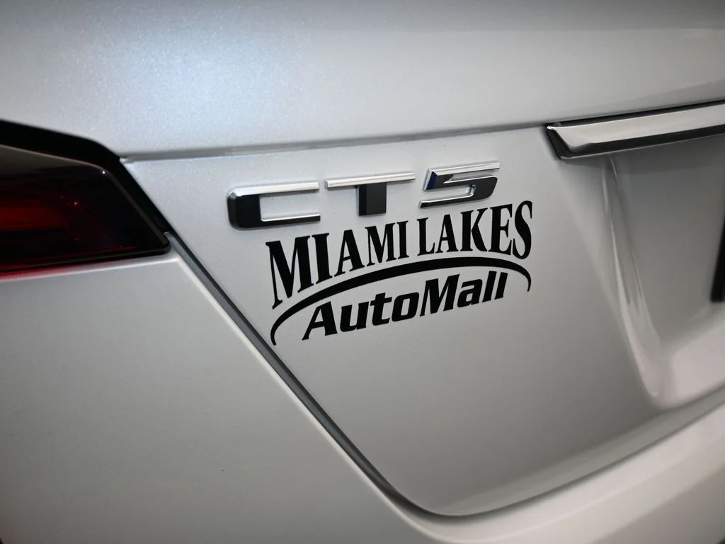 Used 2020 Crystal White Tricoat Cadillac Premium Luxury image 42