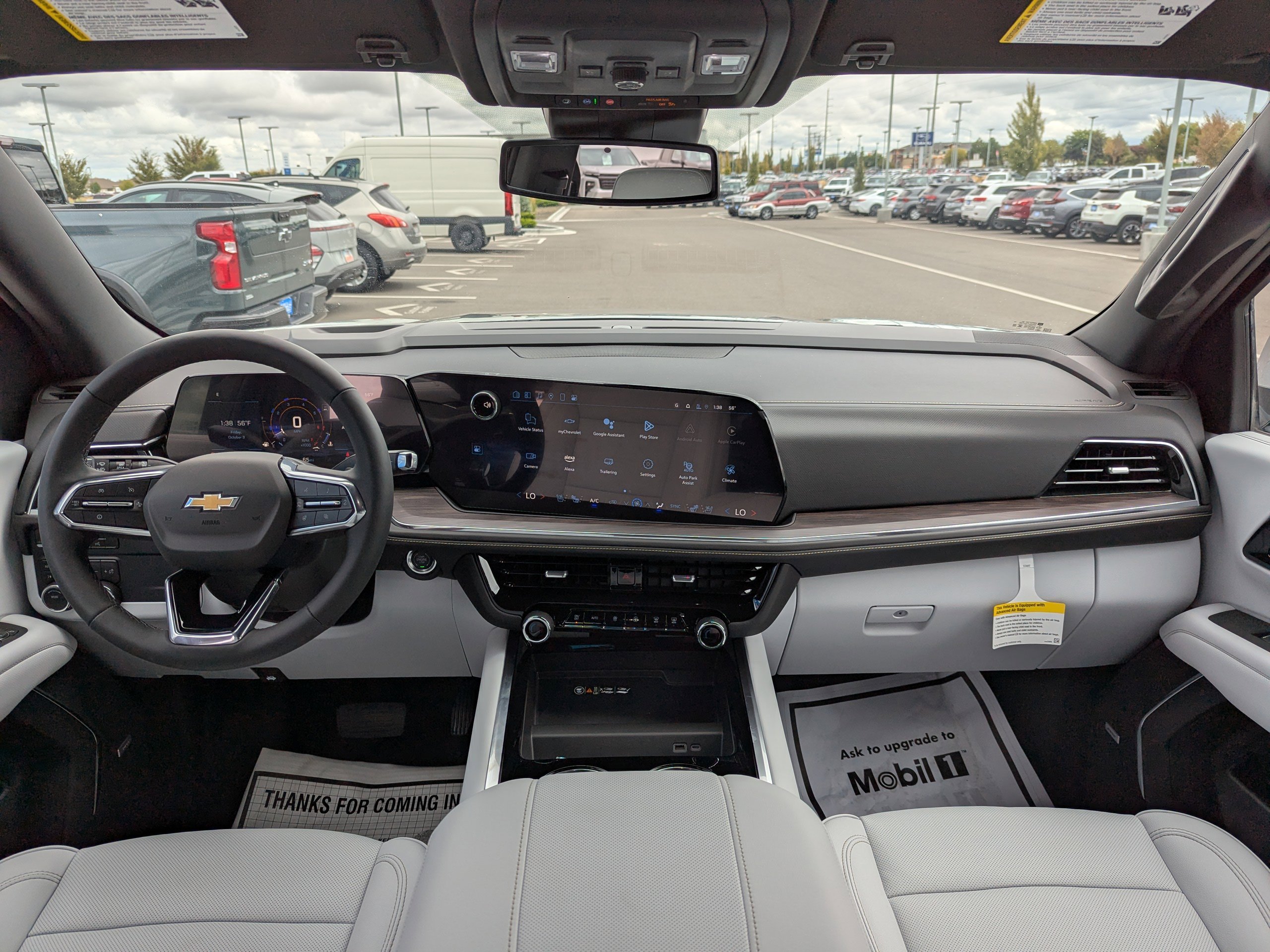 2025 Chevrolet Suburban Premier - Photo 29