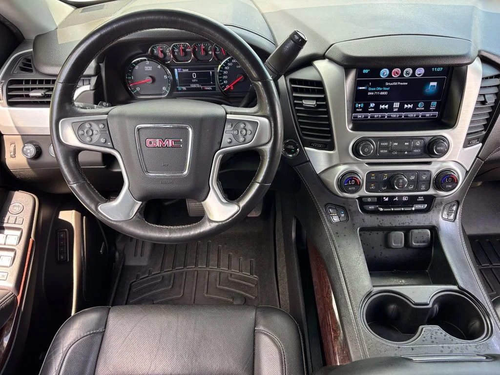 Used 2018 SUMMIT WHITE GMC SLT image 3