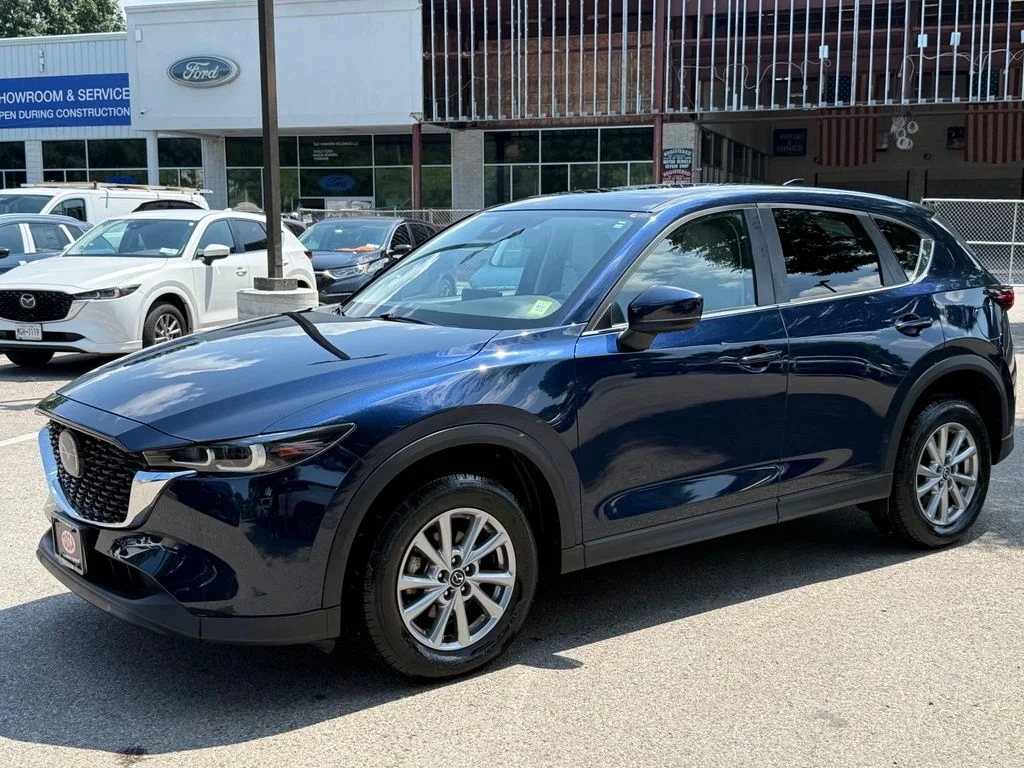 Used 2023 Blue Mazda 2.5 S Preferred Package image 4