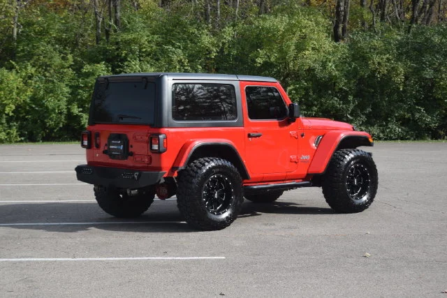 Used 2019 Red Jeep Sport image 22