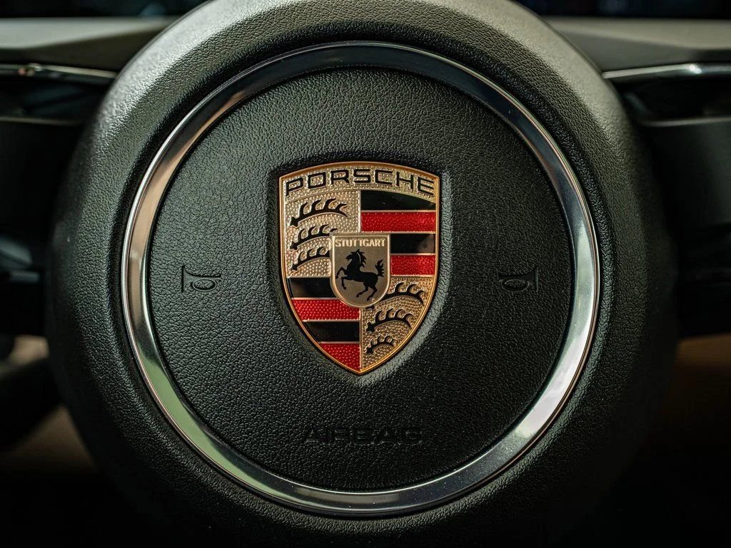 Used 2025 Carrara White Metallic Porsche  image 36