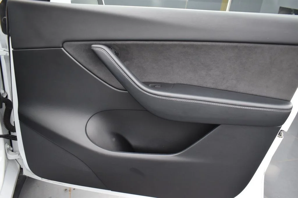 Used 2022 White Tesla Long Range image 24