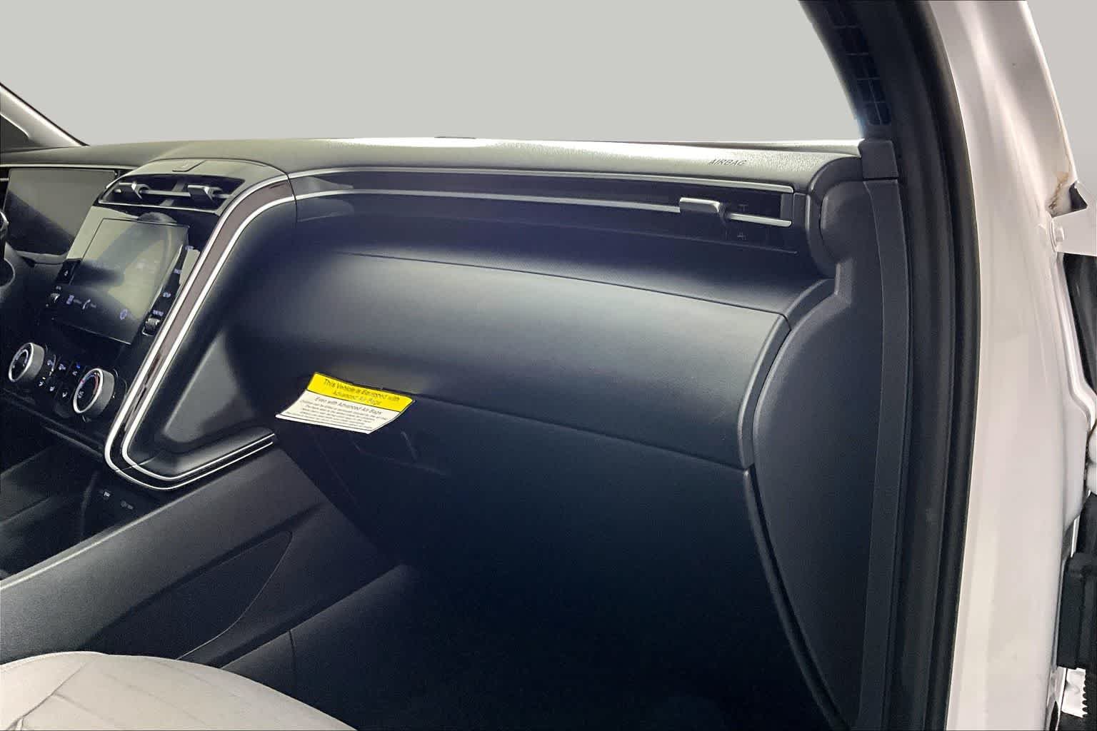 Used 2022 Ice White Hyundai SEL image 14