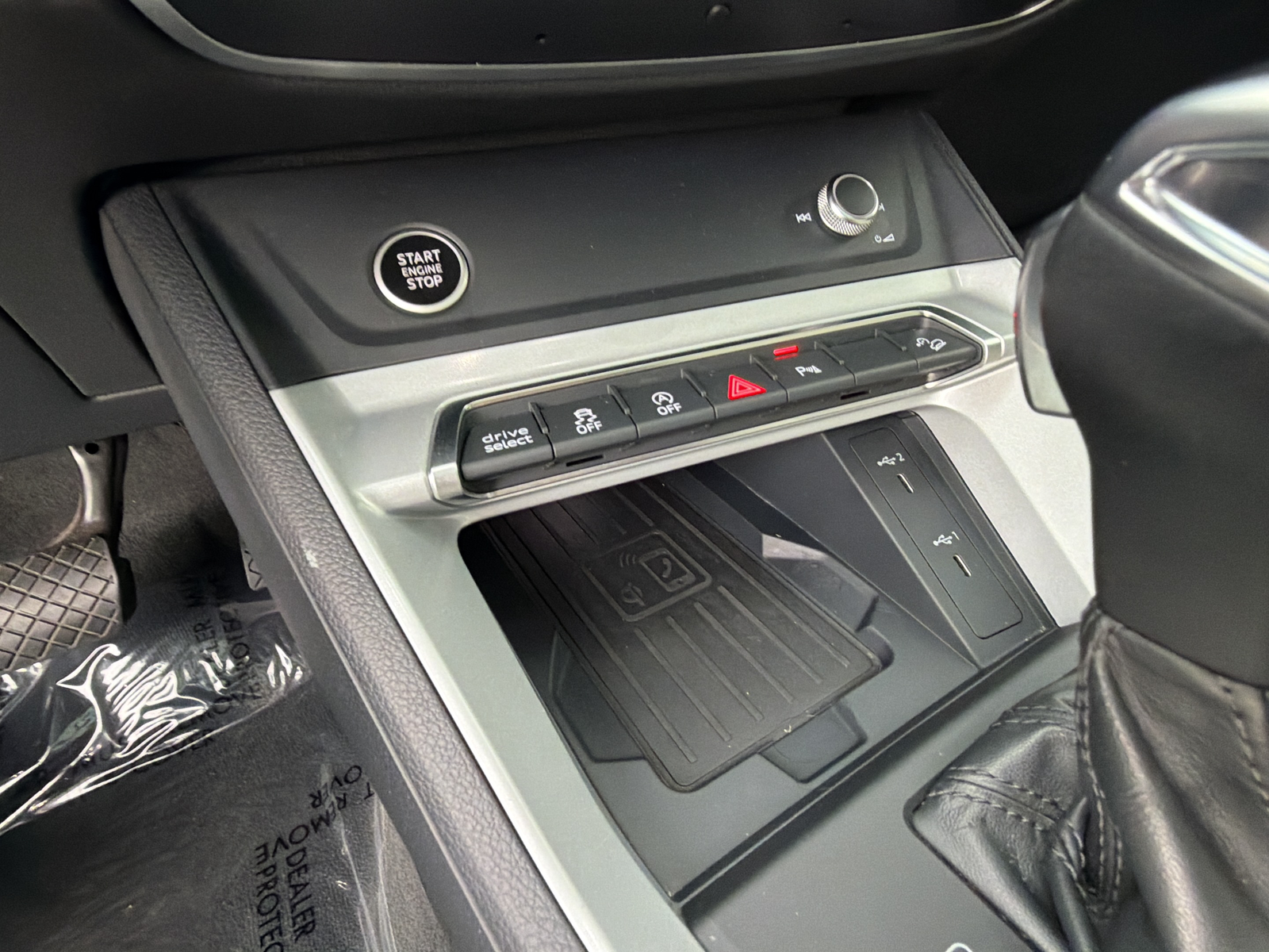 Used 2024  Audi Premium image 28