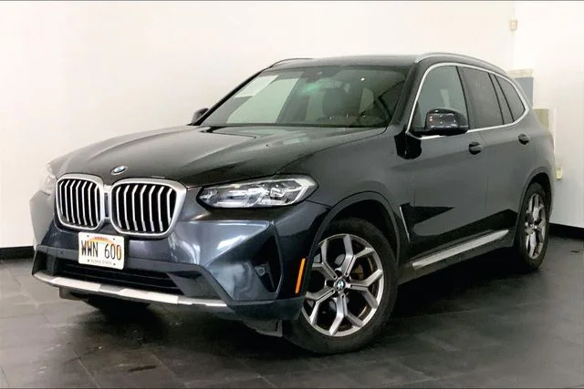 2023 BMW X3 30i