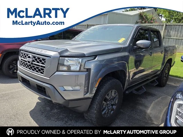 2023 Nissan Frontier SV