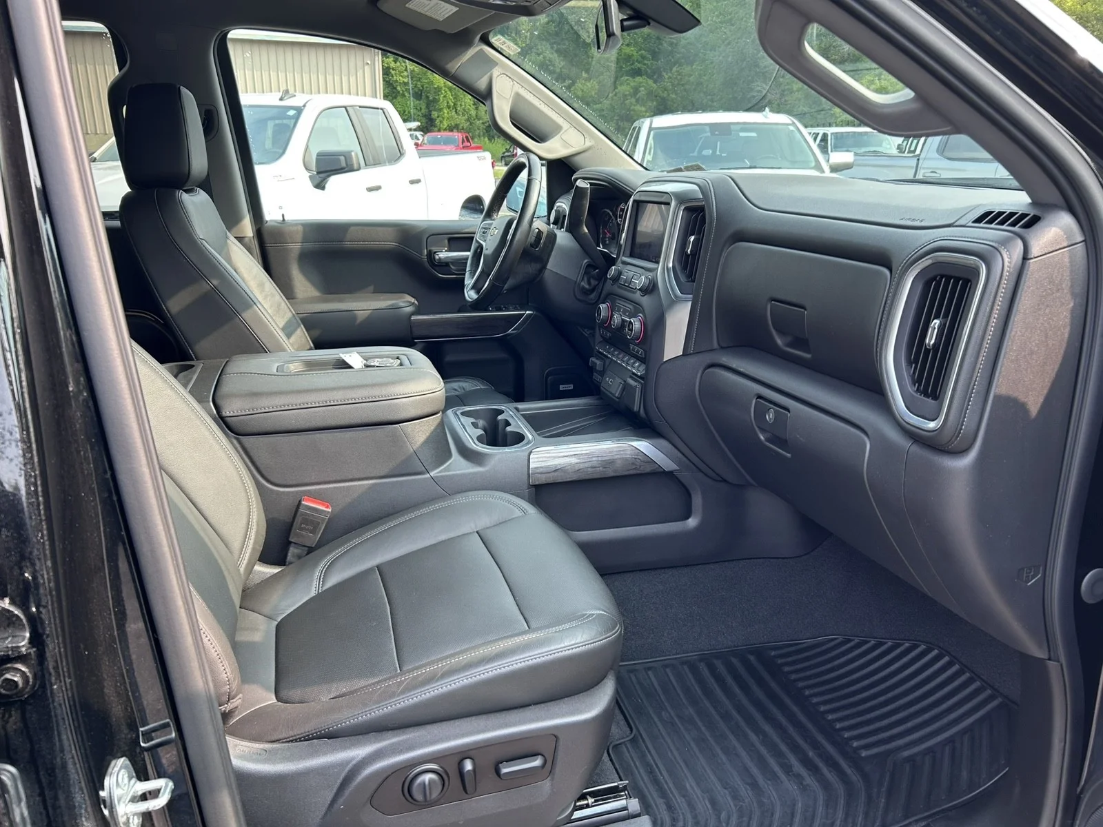 Used 2020 Black Chevrolet LTZ image 11
