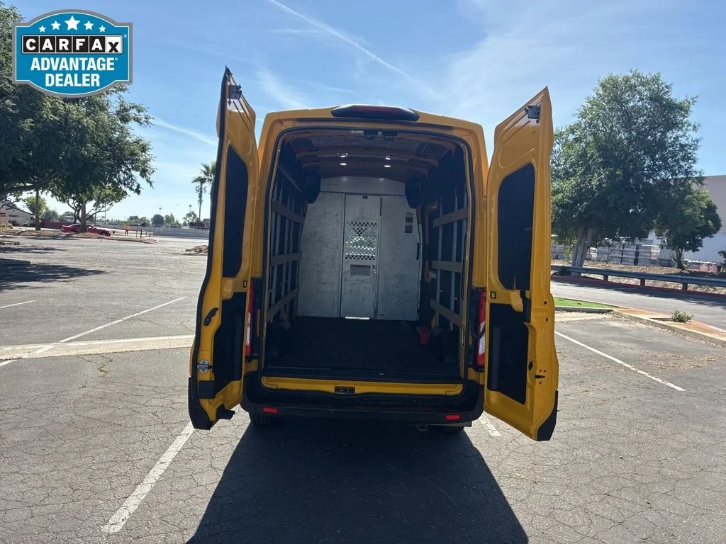 Used 2021 Oxford White Ford T-250 HI RF RWD image 17