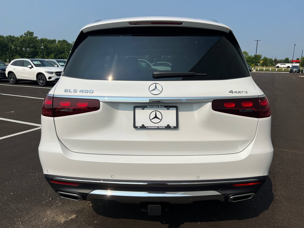 New 2026 MANUFAKTUR Moonlight White Metallic Mercedes-Benz GLS 450 image 44