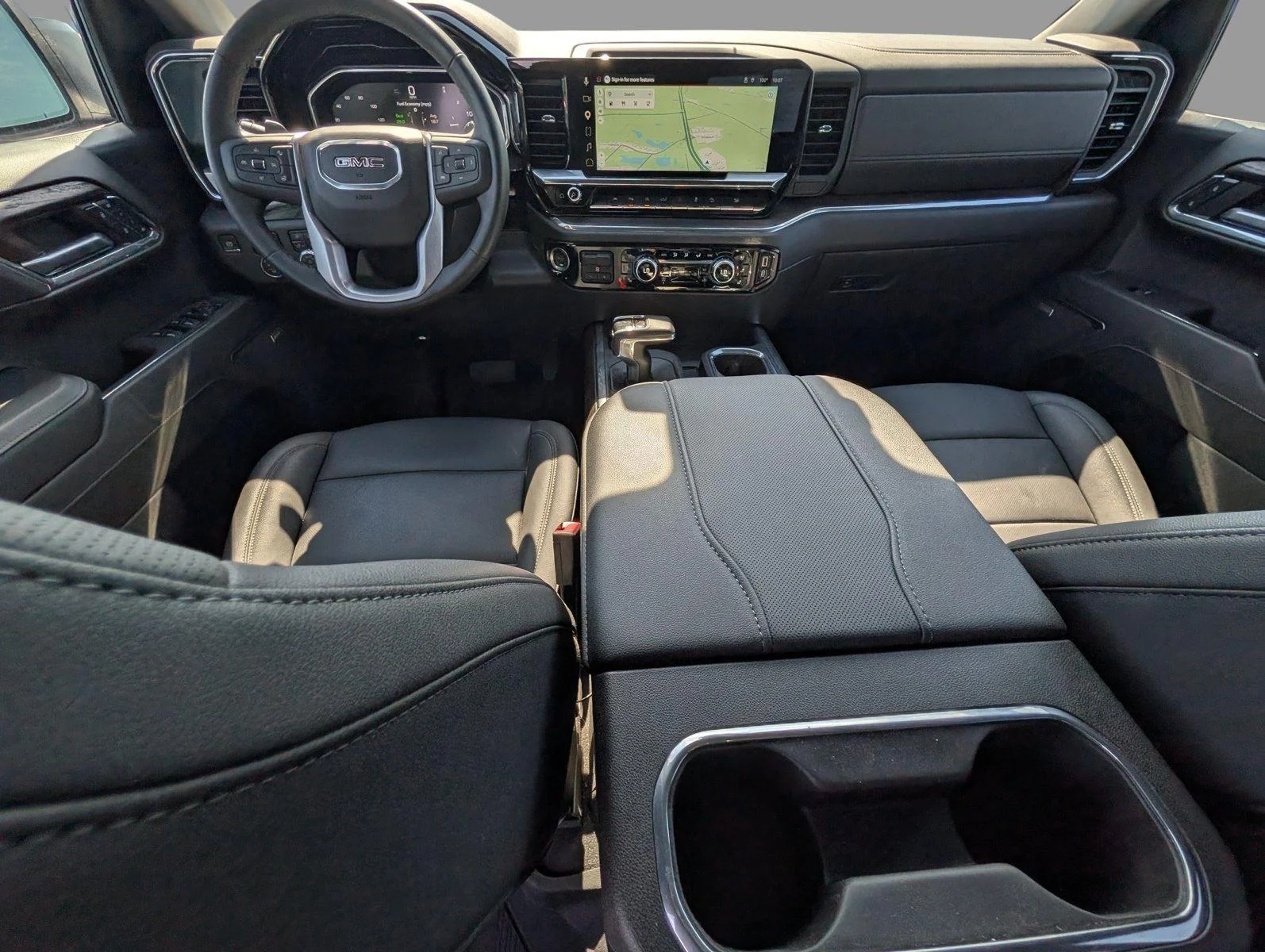 Used 2025 Sterling Metallic GMC SLT image 30