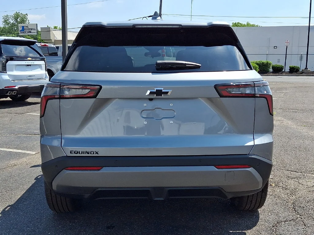 New 2026 Sterling Gray Metallic Chevrolet LT image 7