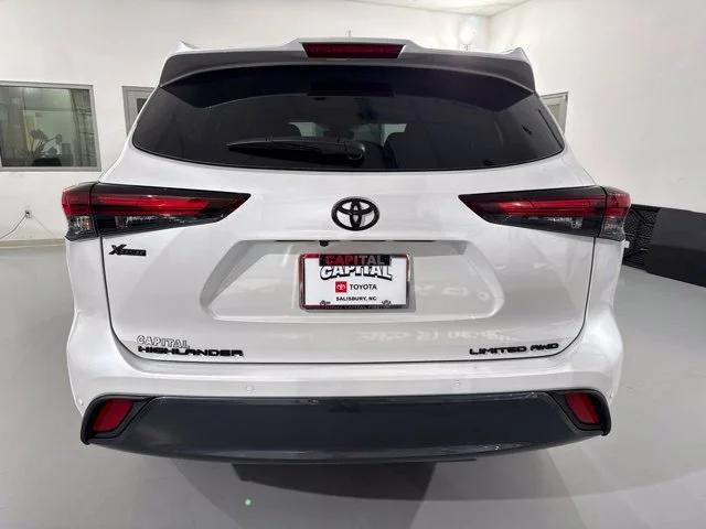 New 2026 Wind Chill Pearl Toyota Limited image 7
