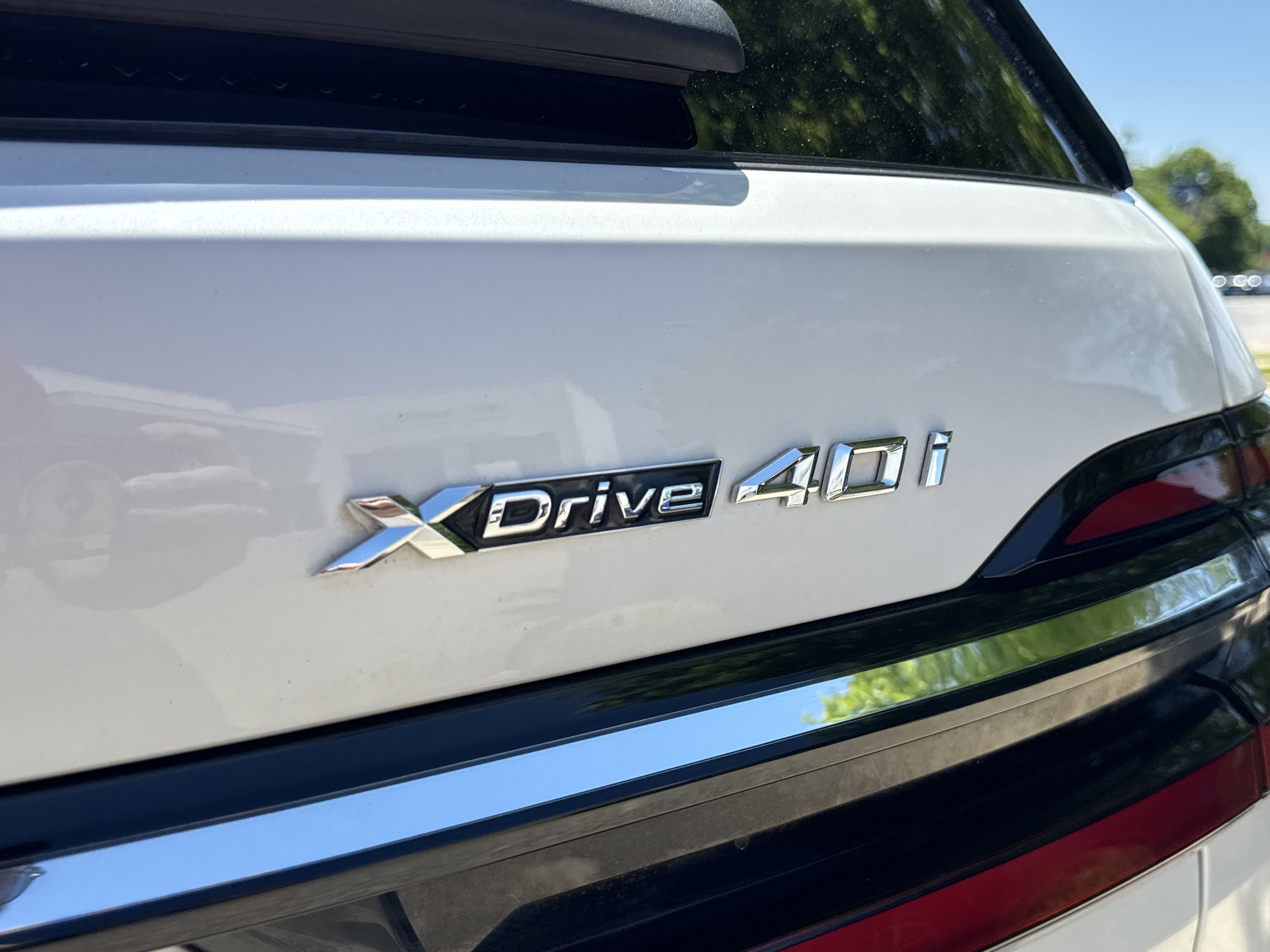 Certified Used 2023 Mineral White Metallic BMW xDrive40i image 7