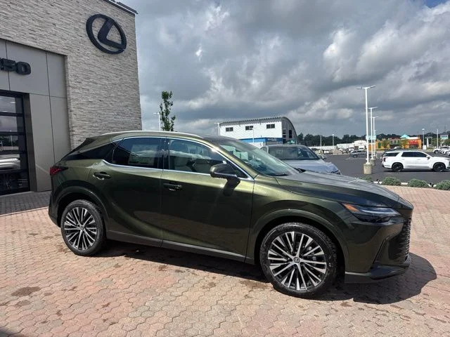 New 2026 Nori Green Pearl Lexus PREMIUM PLUS image 5