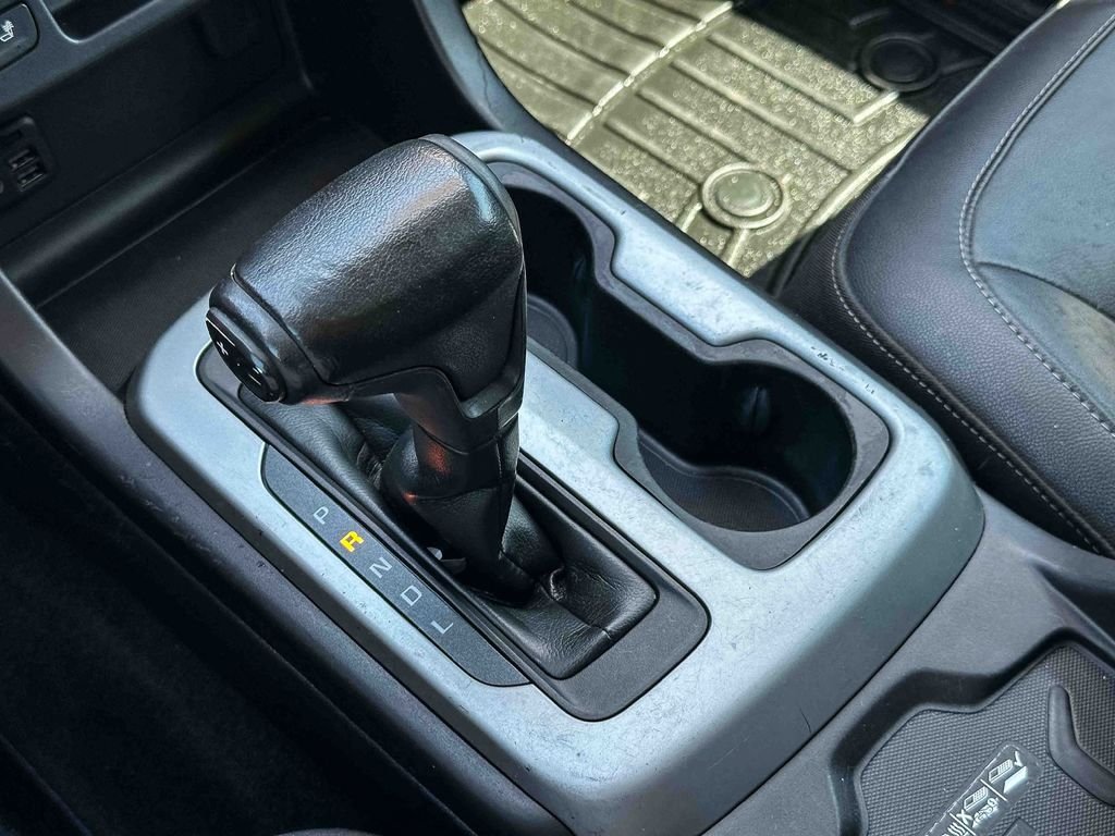 Used 2019 Silver Chevrolet ZR2 image 34