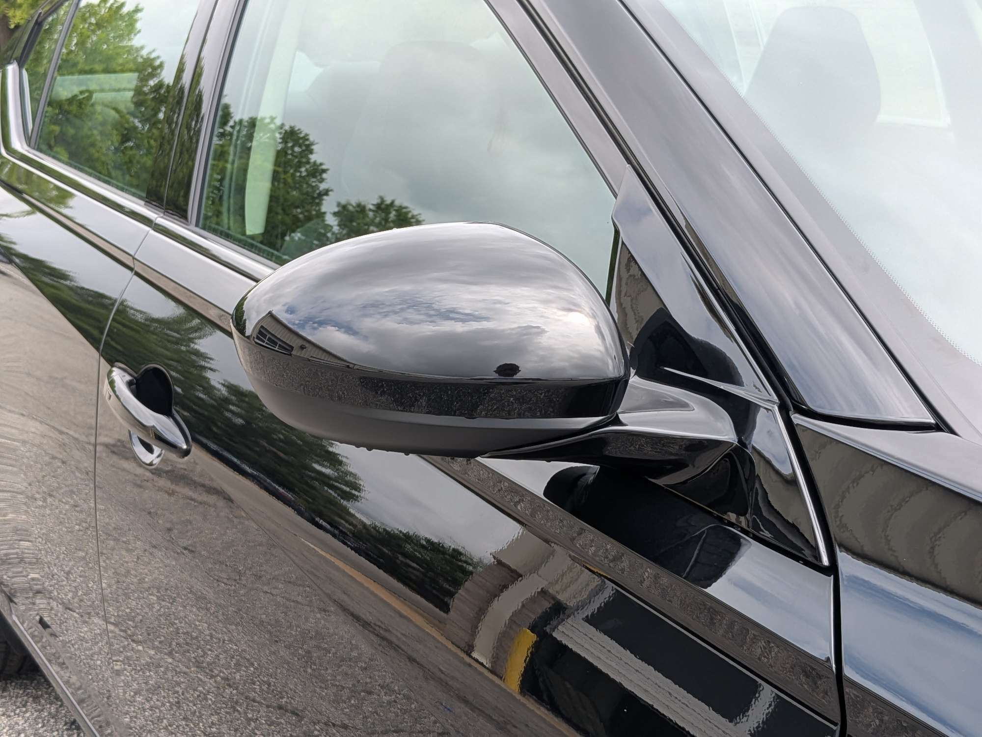 New 2026 Black Nissan 2.5 SR image 10