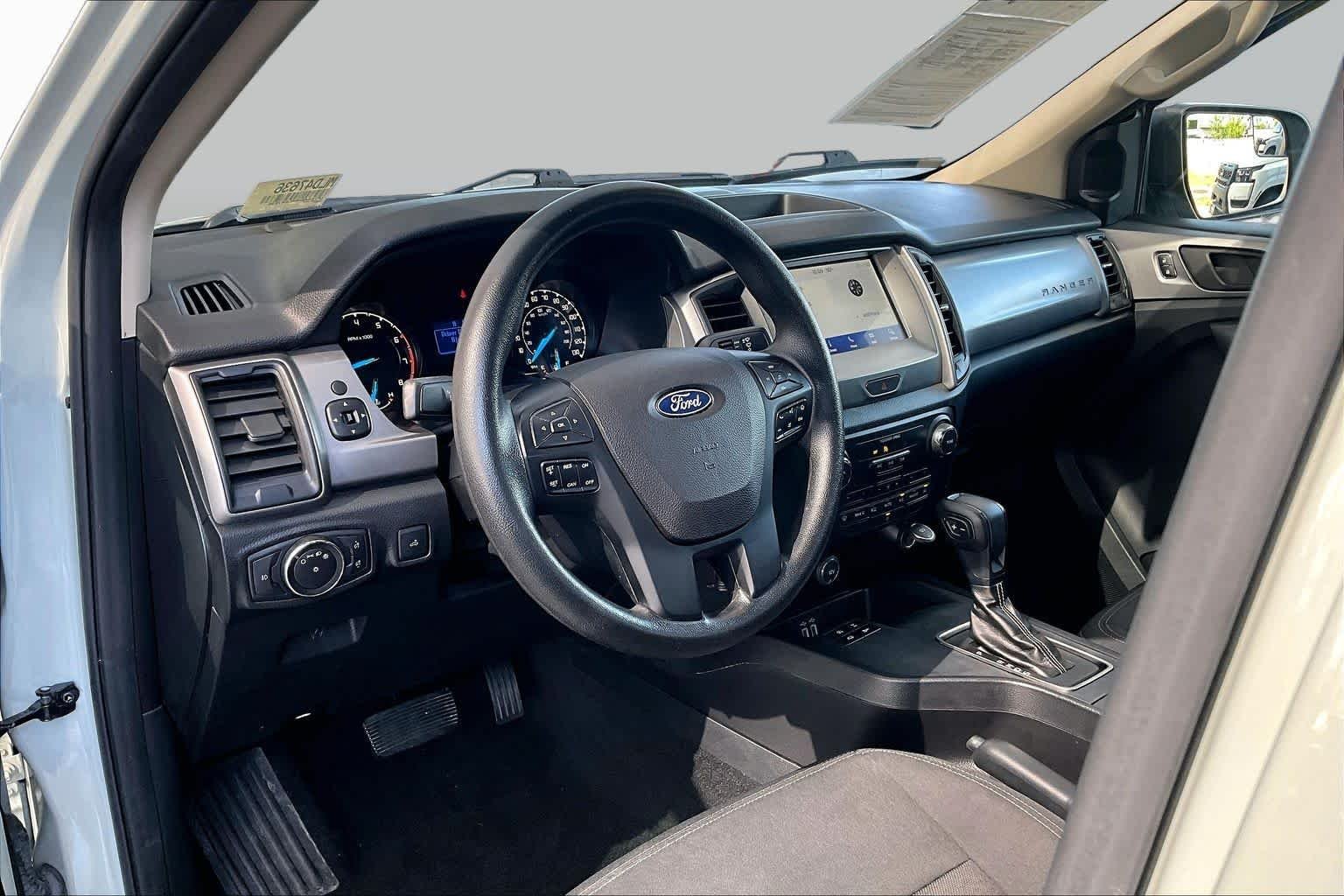 Used 2021 Cactus Gray Ford XL image 17