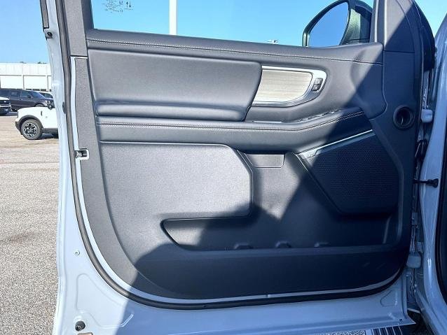 New 2027 Glacier Gray Metallic Tri-Coat Ford Platinum image 43