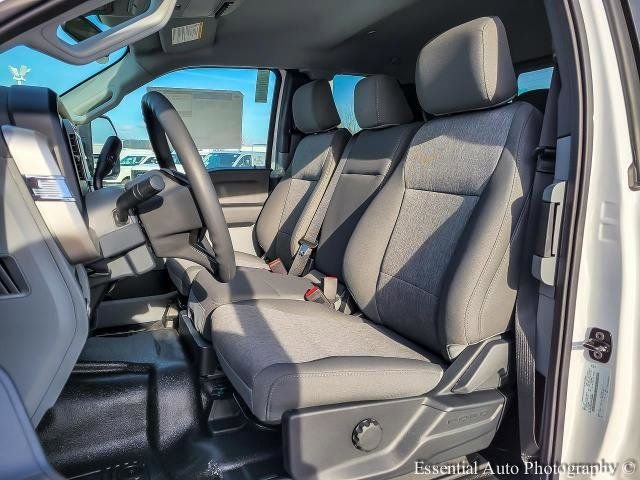 2024 Ford F-550 Super Duty Chassis Cab XL - Photo 41