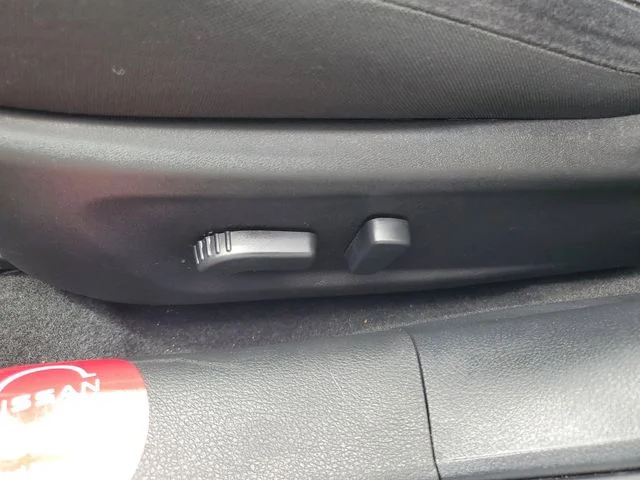 2025 Nissan Altima SV - Photo 23