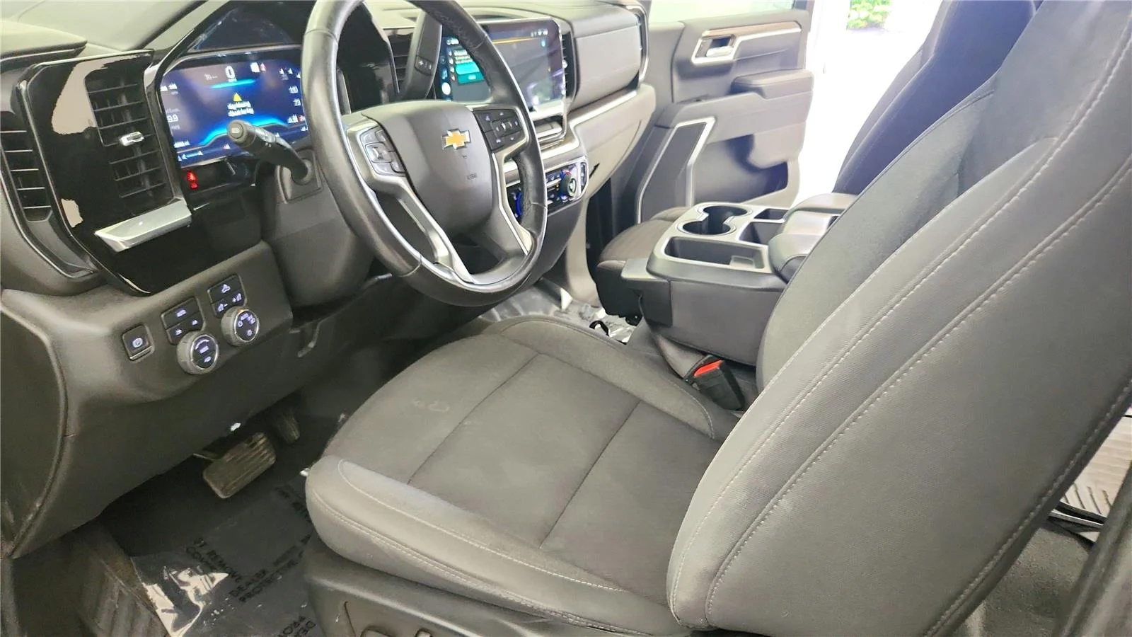 Used 2022 Black Chevrolet LT (2FL) image 20