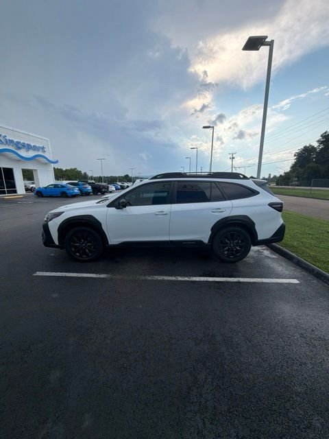 Used 2023 White Subaru Onyx Edition image 2