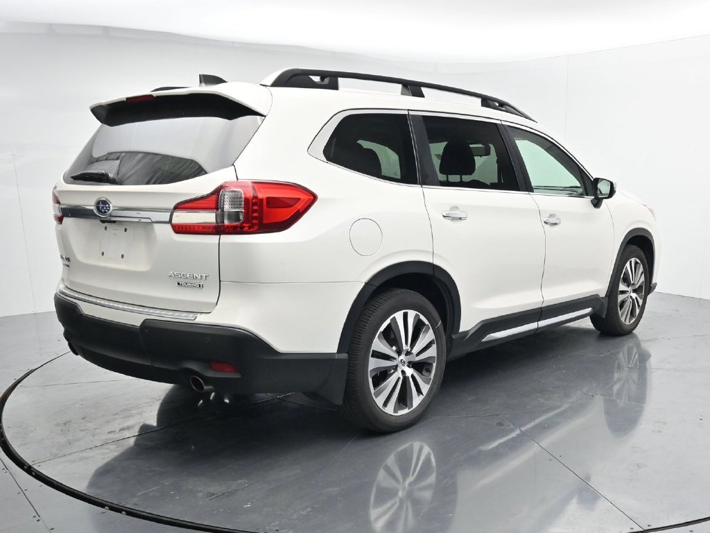 Used 2022 White Subaru Touring image 7
