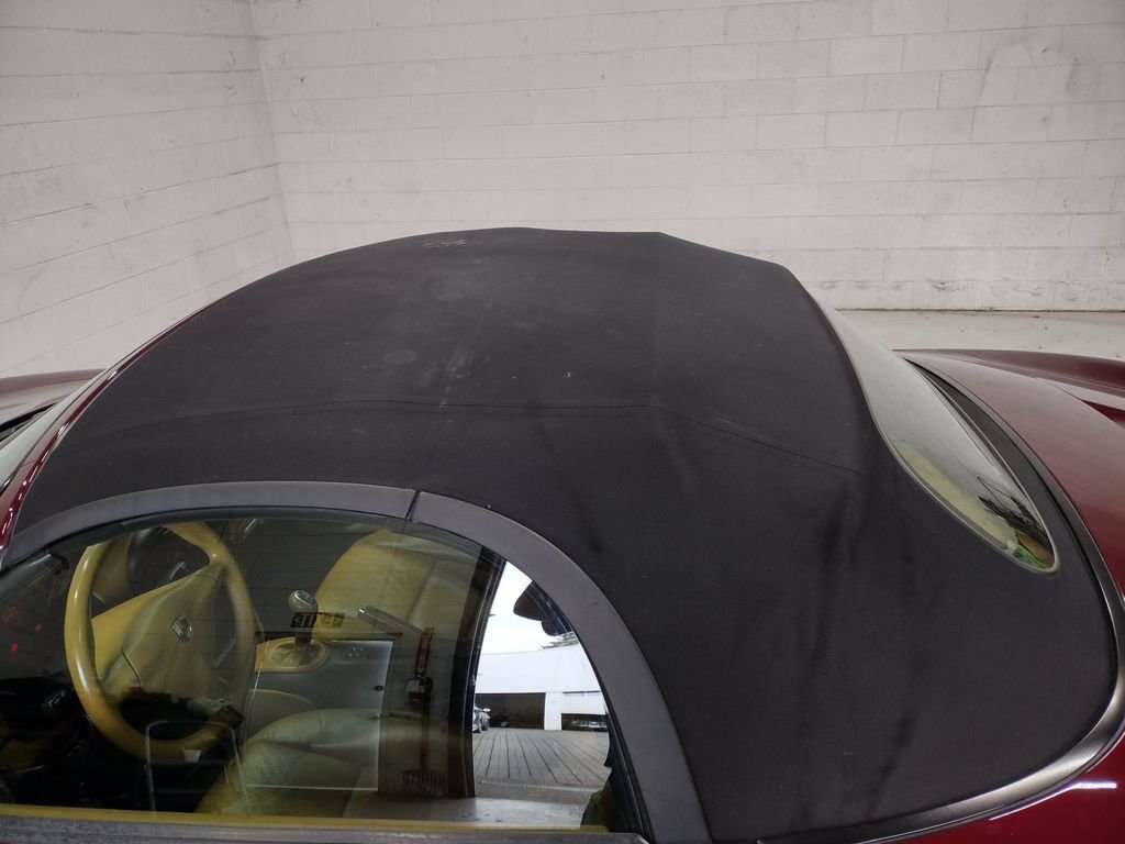Used 2004  Porsche Base image 11