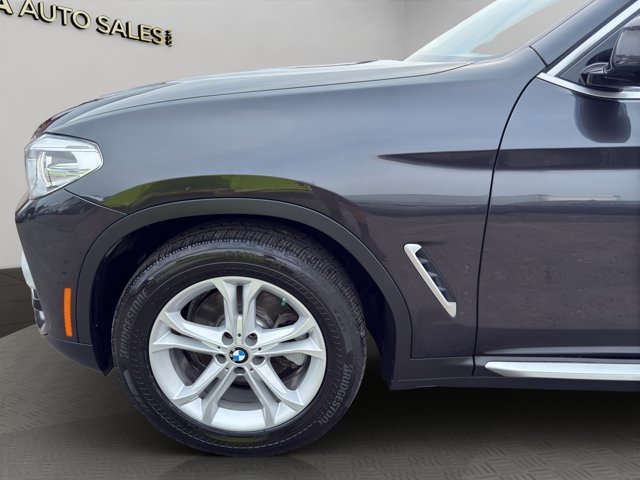 Used 2021 Dark Graphite Metallic BMW xDrive30i image 23