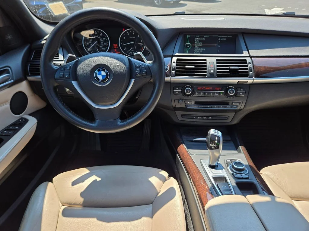 Used 2013 Bronze Metallic BMW xDrive50i image 20