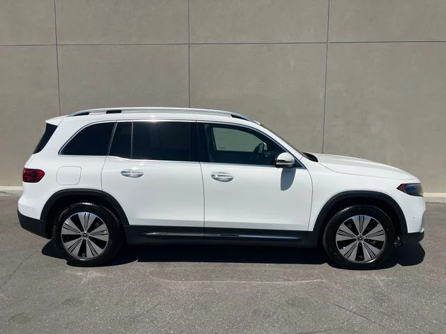 Used 2025 Polar White Mercedes-Benz 300 image 6