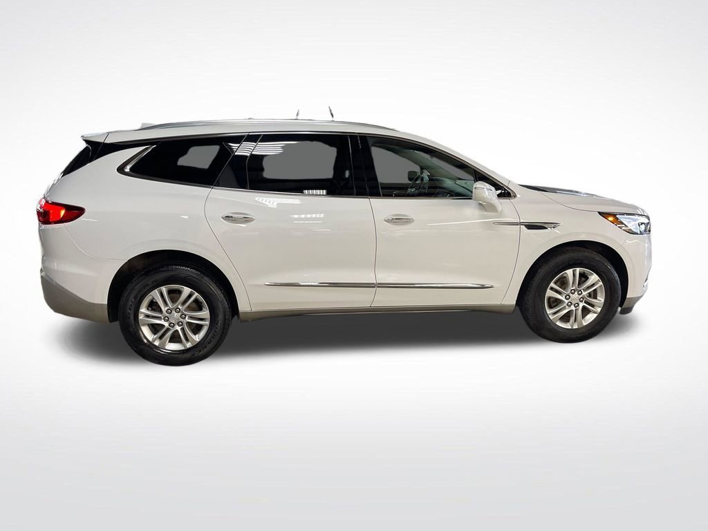 Used 2020 (Includes Satin Nickel lower exterior accent color.) Buick Essence image 7