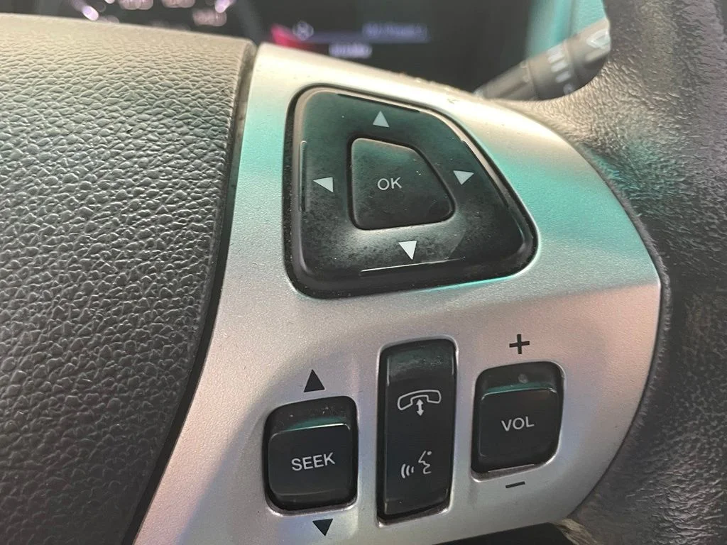 Used 2014 Silver Ford XLT image 24