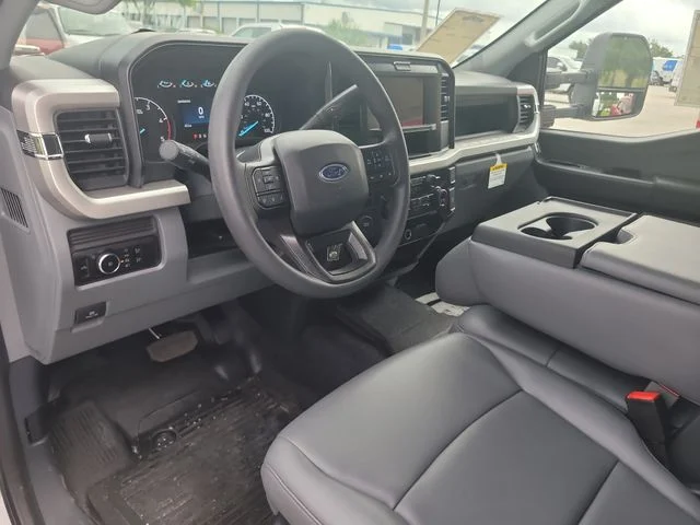 New 2025 Oxford White Ford XL image 19
