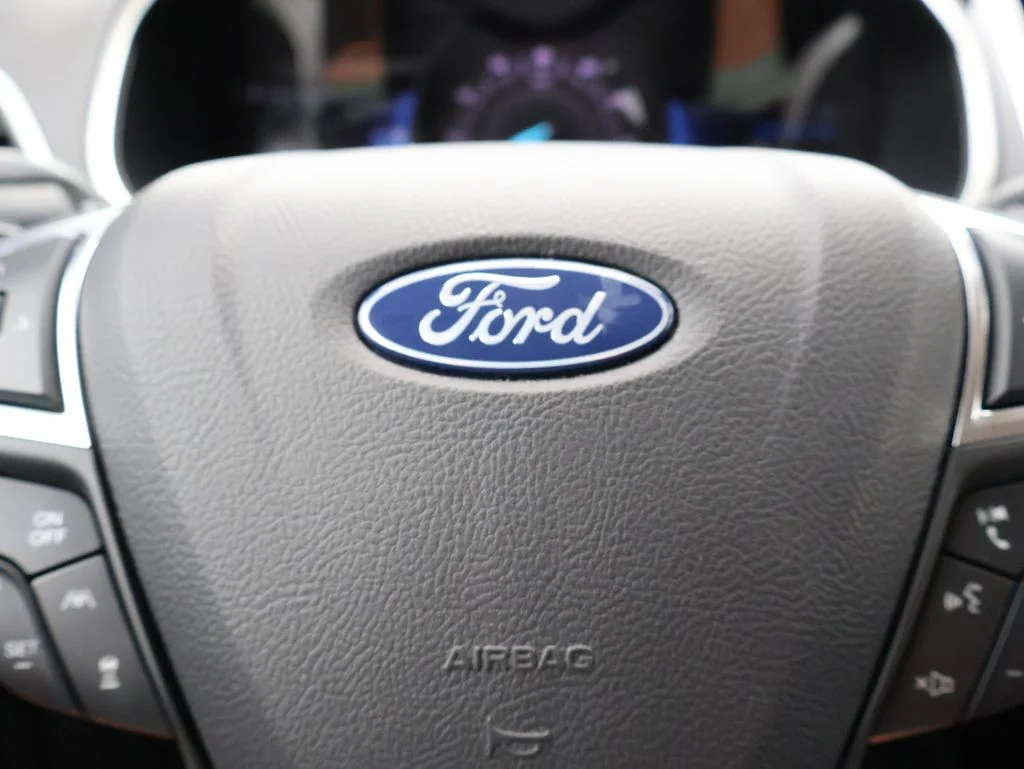 Used 2021 Gray Metallic Ford SEL image 28