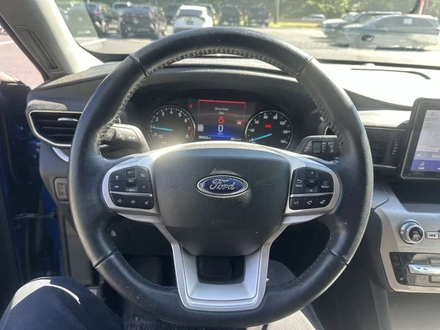 Used 2022 Blue Ford XLT image 13