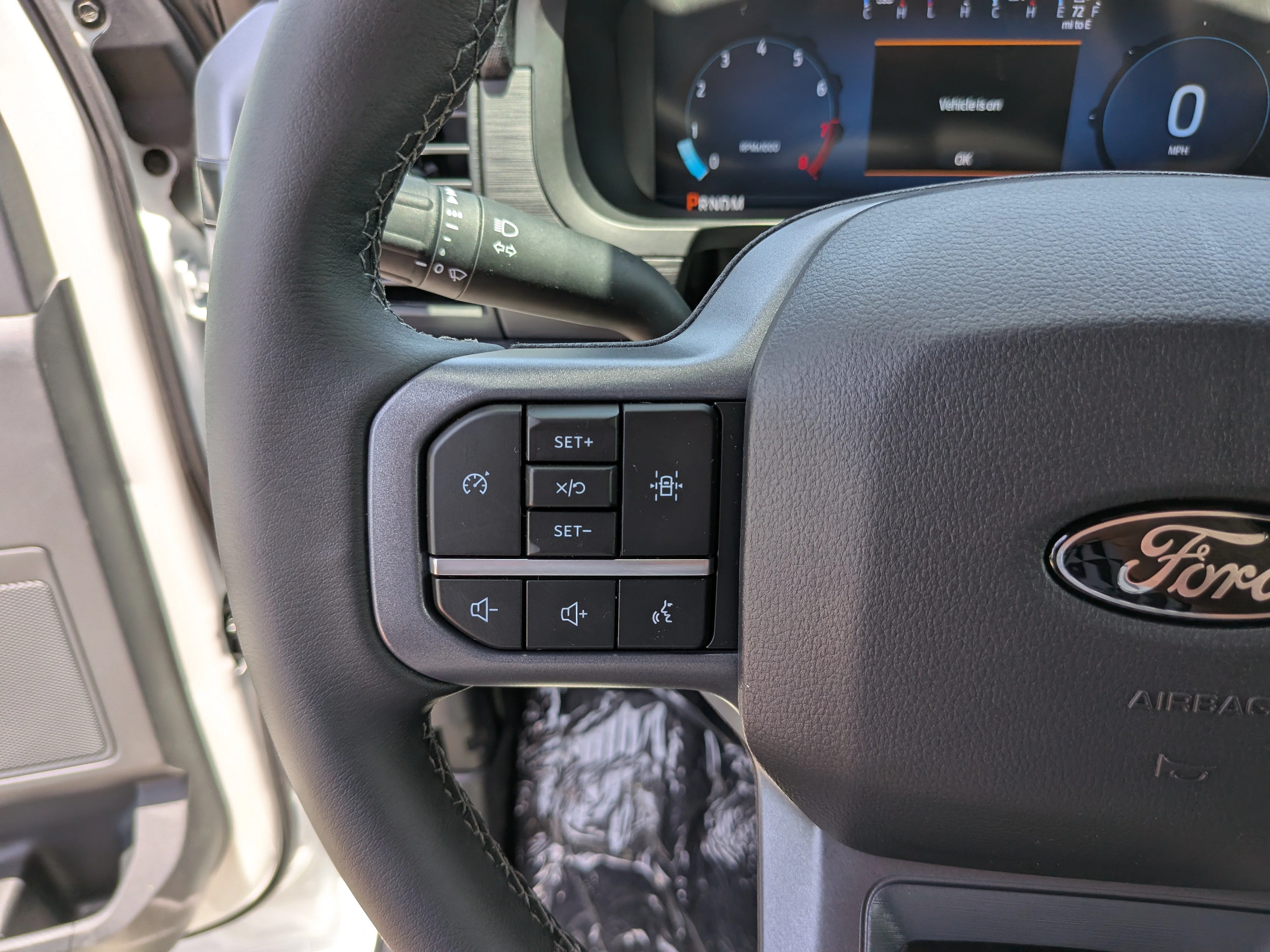 New 2026 Oxford White Ford XLT image 26