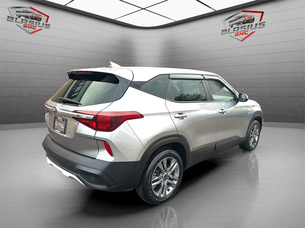 2021 Kia Seltos LX photo 4