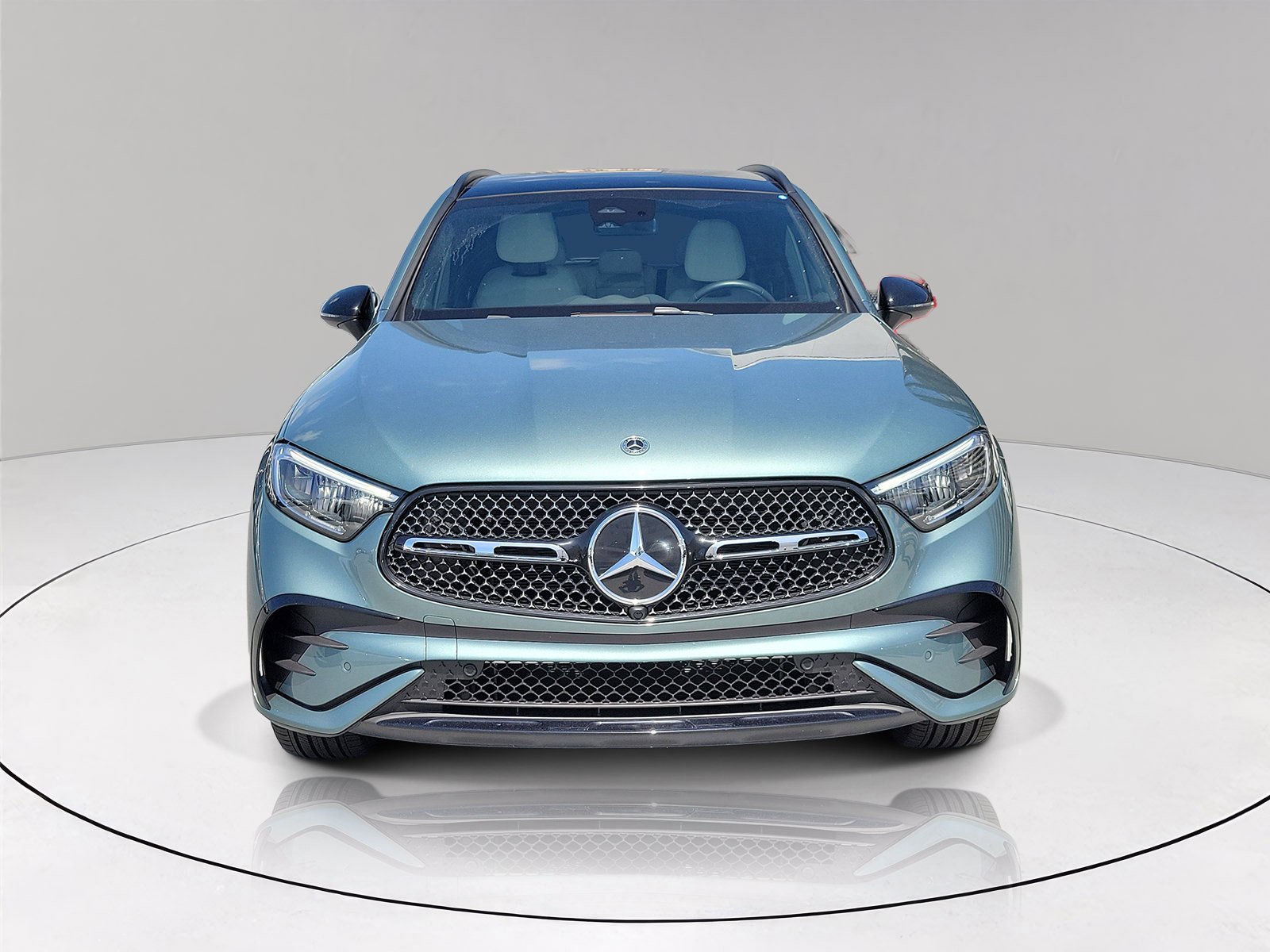 Certified Used 2026 Verde Silver Metallic Mercedes-Benz GLC 300 image 2