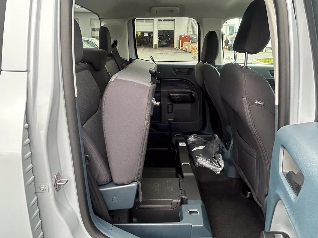 New 2026 Space White Metallic Ford XLT image 32