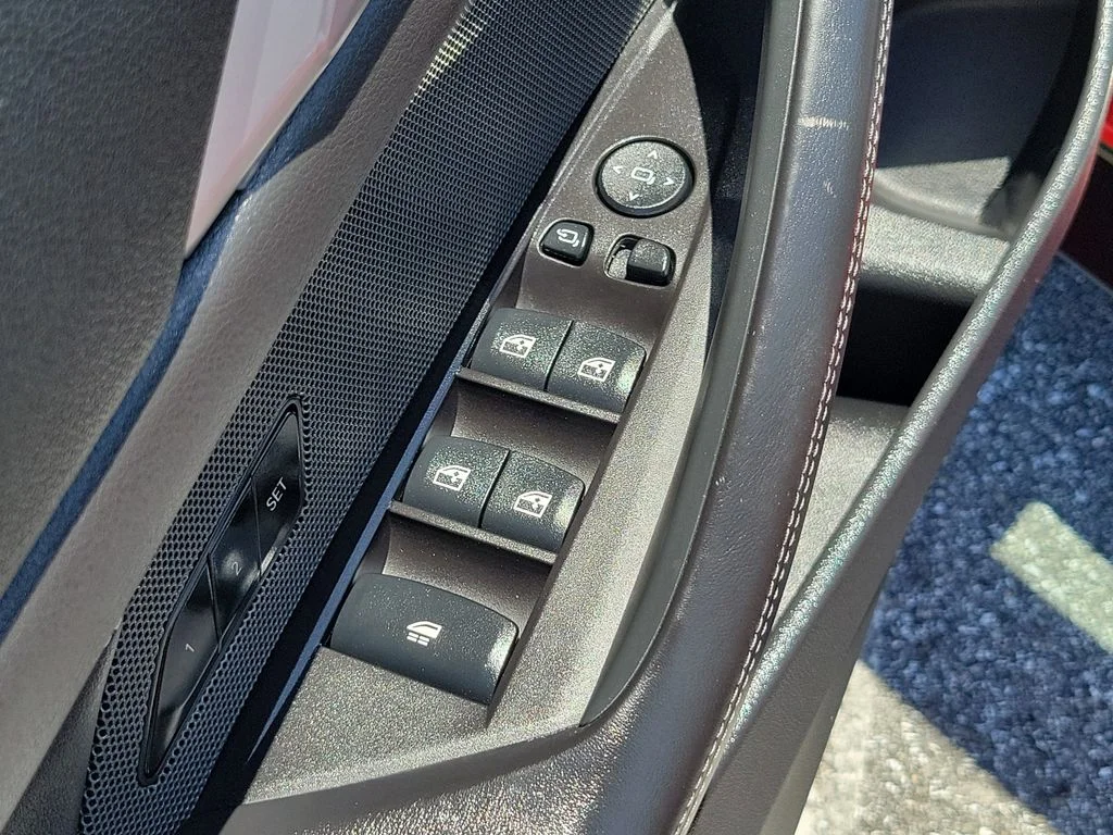 Used 2023  BMW Competition image 26