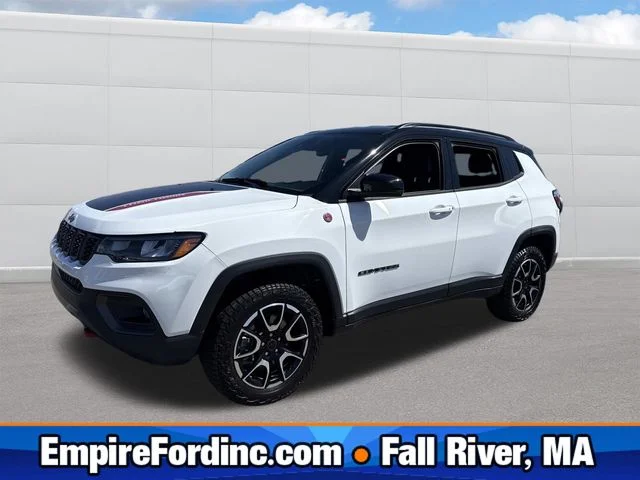 2025 Jeep Compass Trailhawk