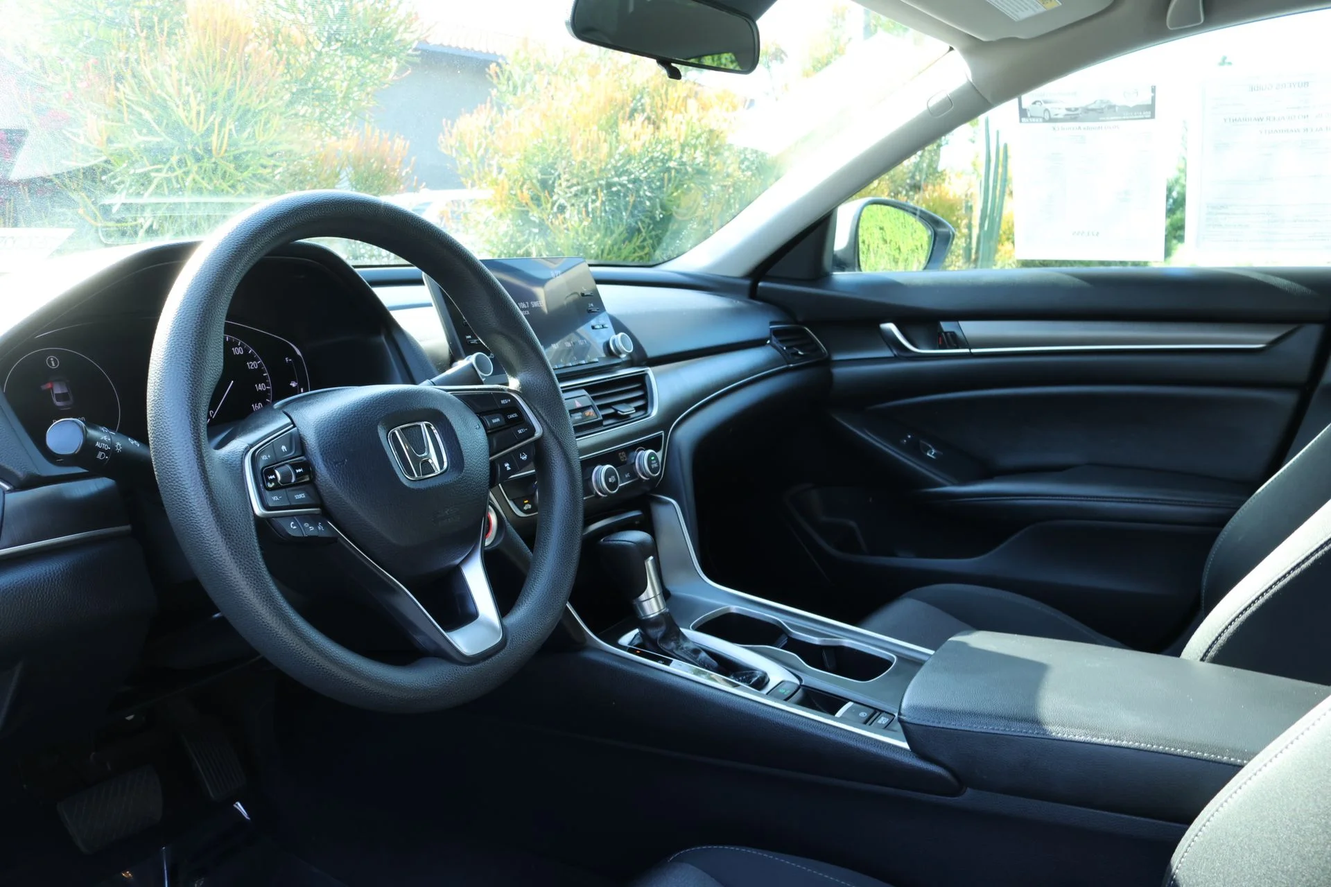 Used 2020 White Honda LX image 6