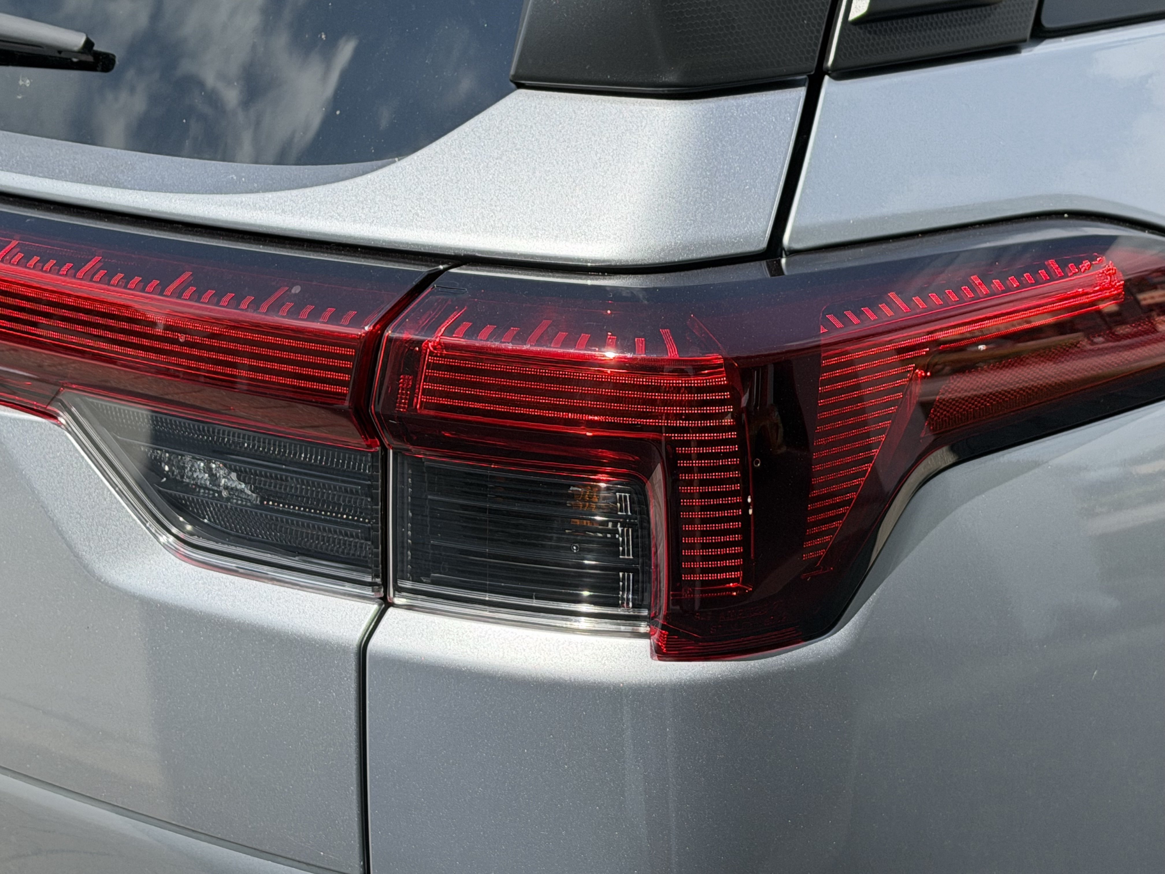 New 2026 ICE SILVER METALLIC Subaru Premium image 11